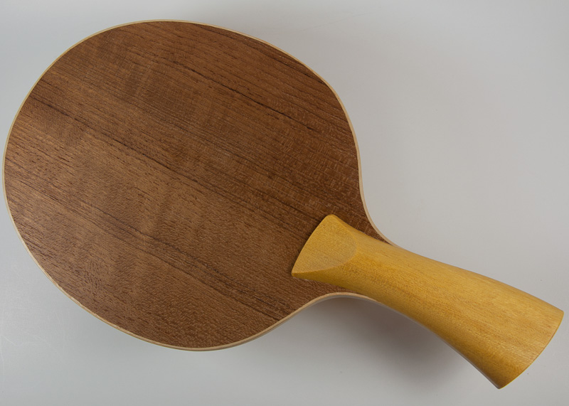 Blade: Teak<p><br />Handle: Yellowheart